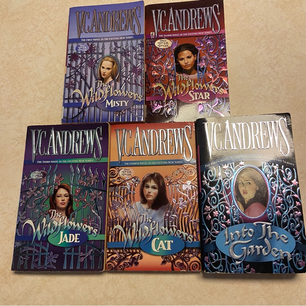 VC ANDREWS Books Wildflowers Complete Series Set of 5 Paperback 1 Keyhole Vtg